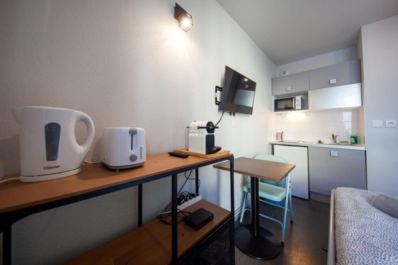 Le Petit Hector -Studio Cosy Avec Parking -Debourg Lägenhet Lyon Exteriör bild